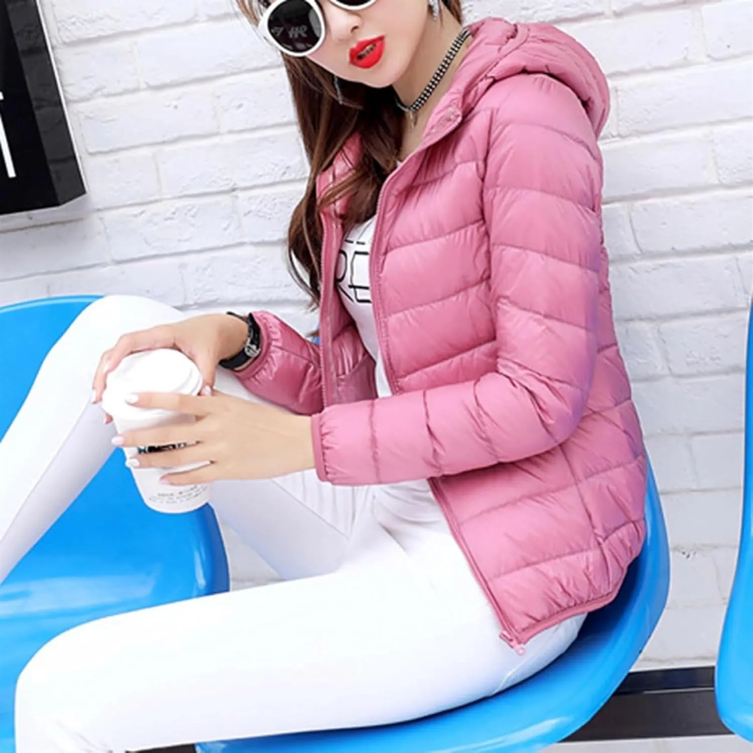 Womens Puffer Hooded Jackets 2023 Winter Warm Packable Down Coats Lightweight Slim Fit Quilted Jacket Outdoor Coats